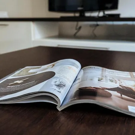 Viale Hambury 51 アパート