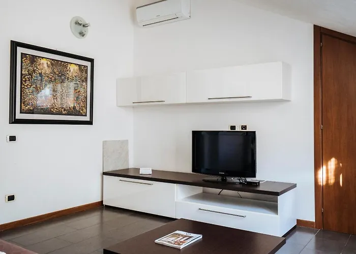 Viale Hambury 51 شقة ألاسيو