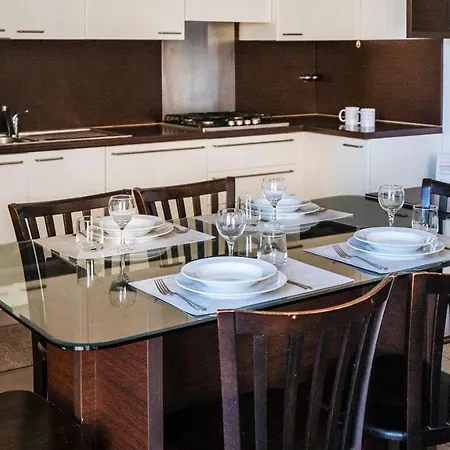 Viale Hambury 51 Apartamento *