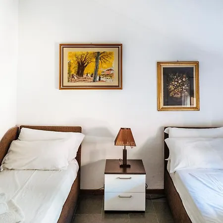 Viale Hambury 51 Alassio