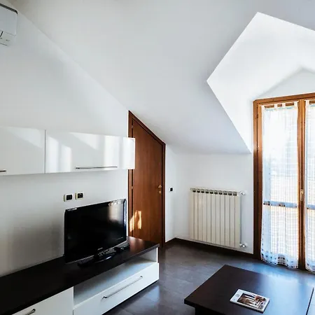 Viale Hambury 51 شقة