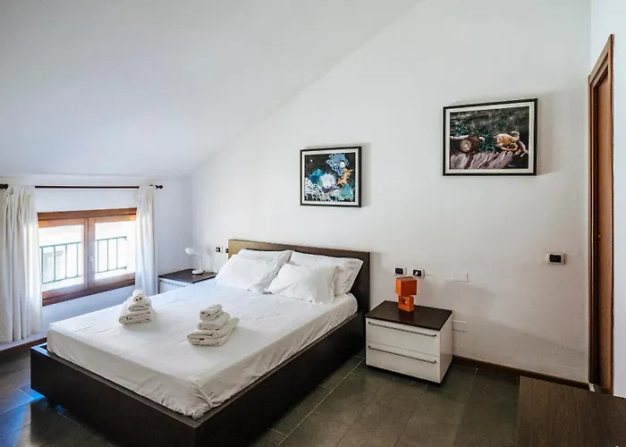 Apartment Viale Hambury 51 *